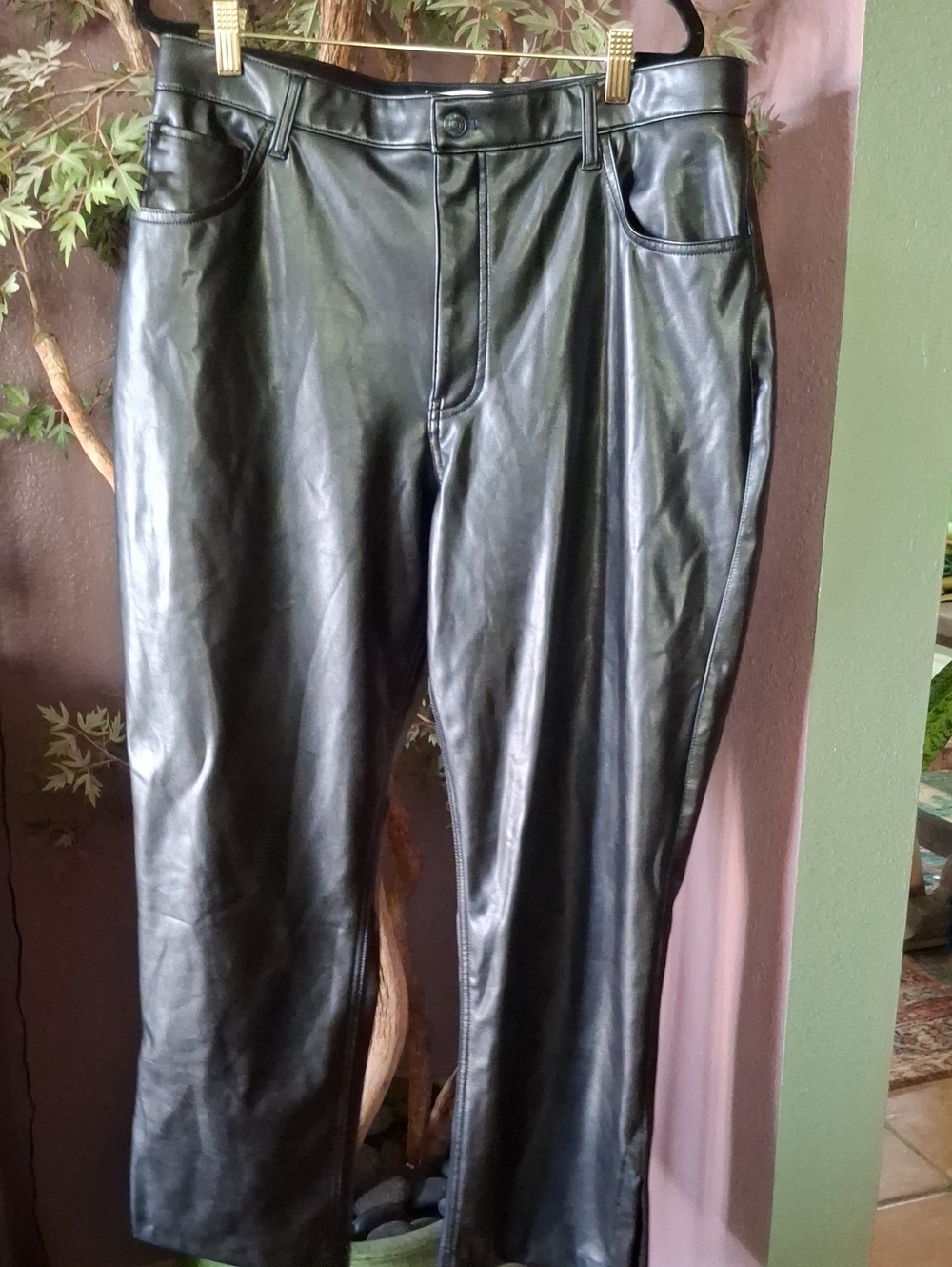 Abercrombie & Fitch Black Faux Leather Women's Pants